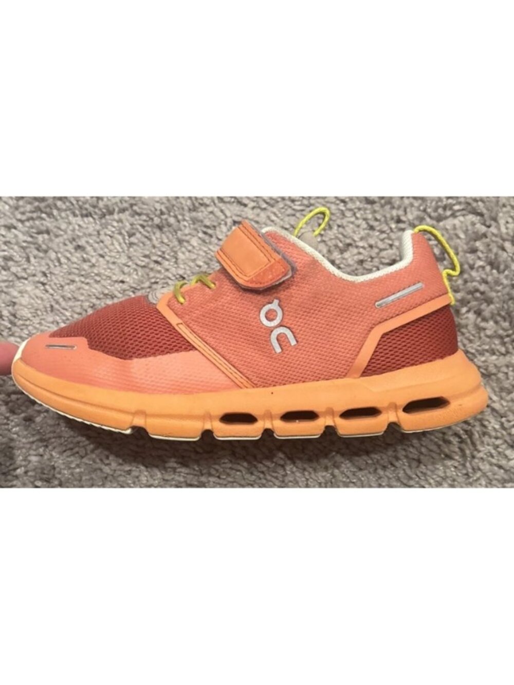 On Cloud Play Sneakers Little Kids Girls terra/terra (PS) Size K13.5